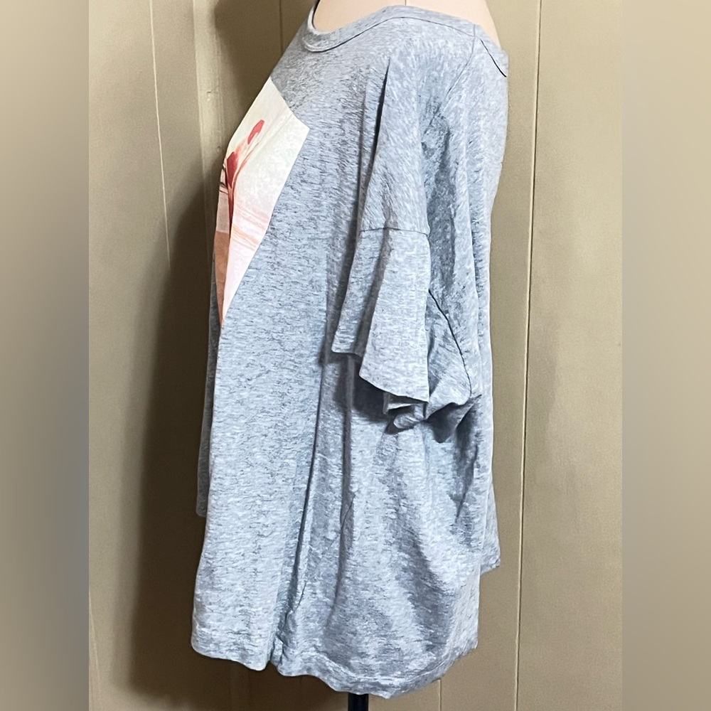 Old Navy Size XL Heather Gray SS Gifting Tee Santa Lost the List Beach Casual - Picture 5 of 10